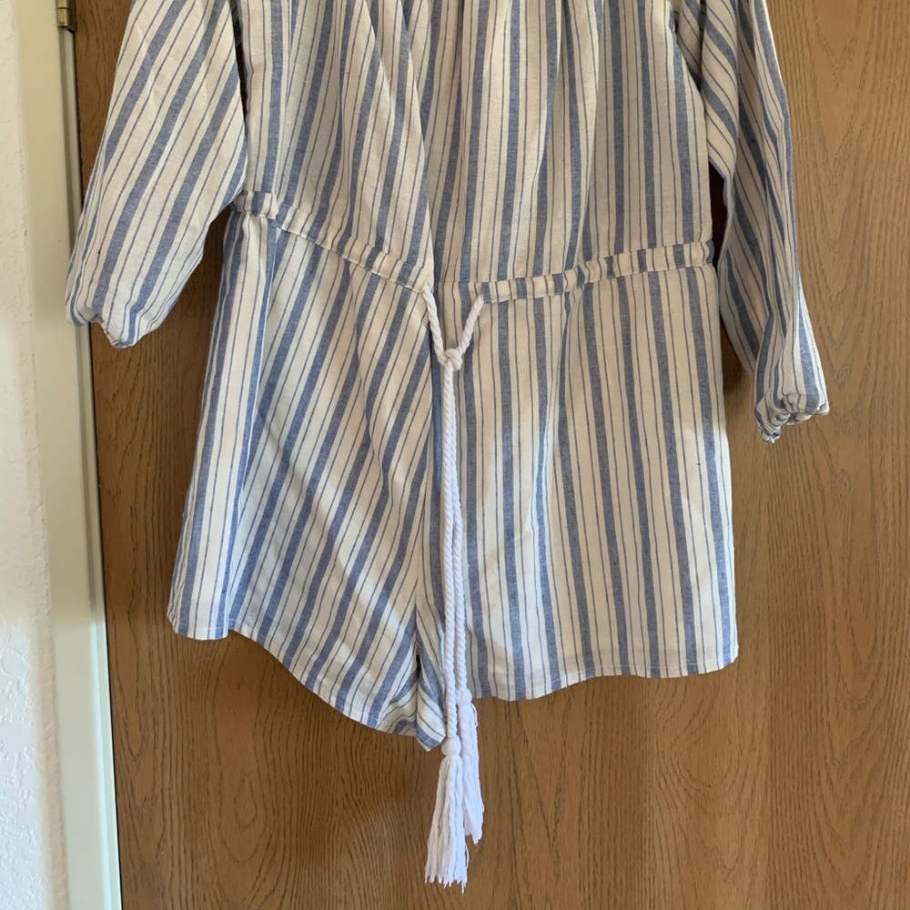 Romper - Picture 2 of 4